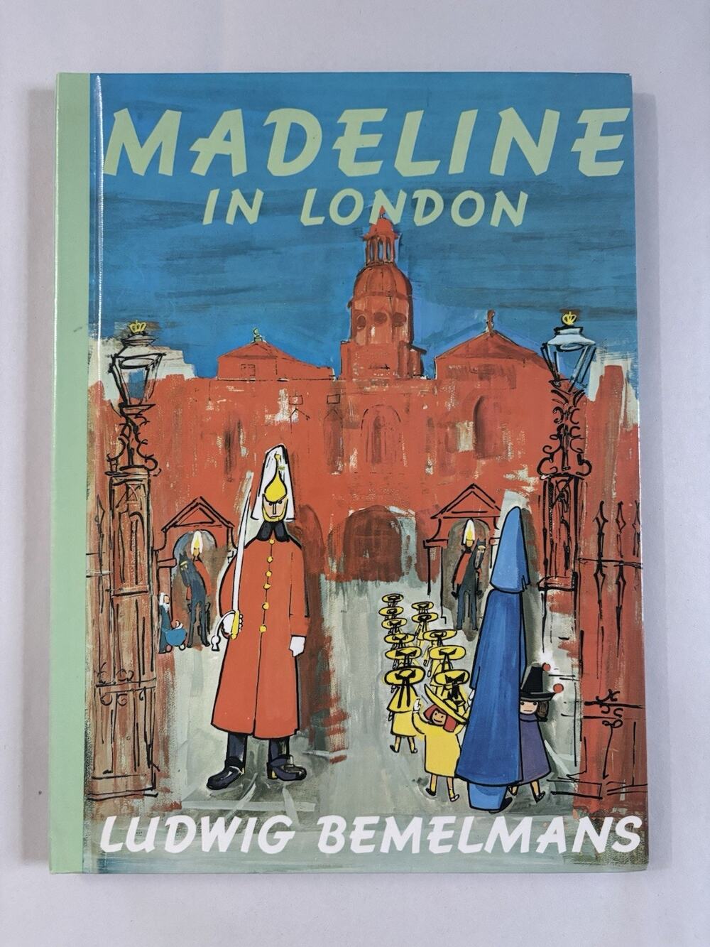 Madeline in London Ludwig Bemelmans Viking Hardcover 1989 Vintage